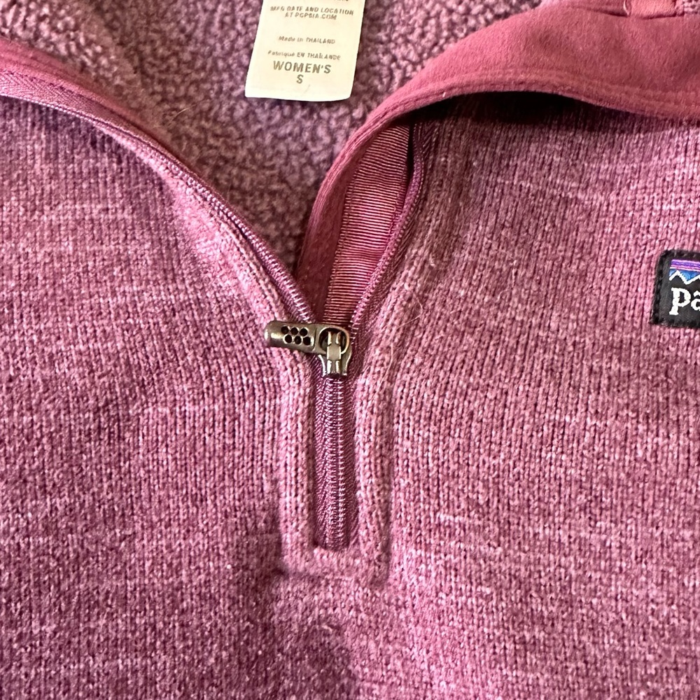 Patagonia Women's Purple Quarterzip - Picture 3 of 6